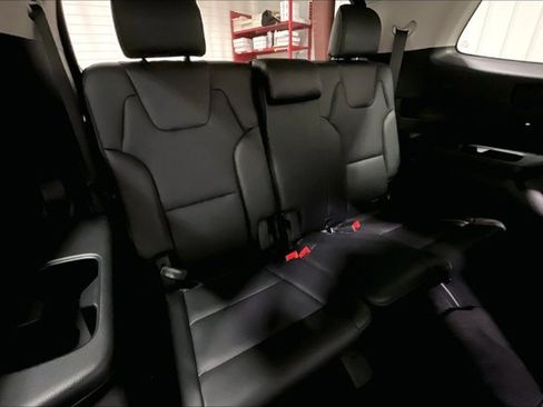 Used 2024 Kia Telluride S w/ S Sunroof Package AWD/4WD image 28