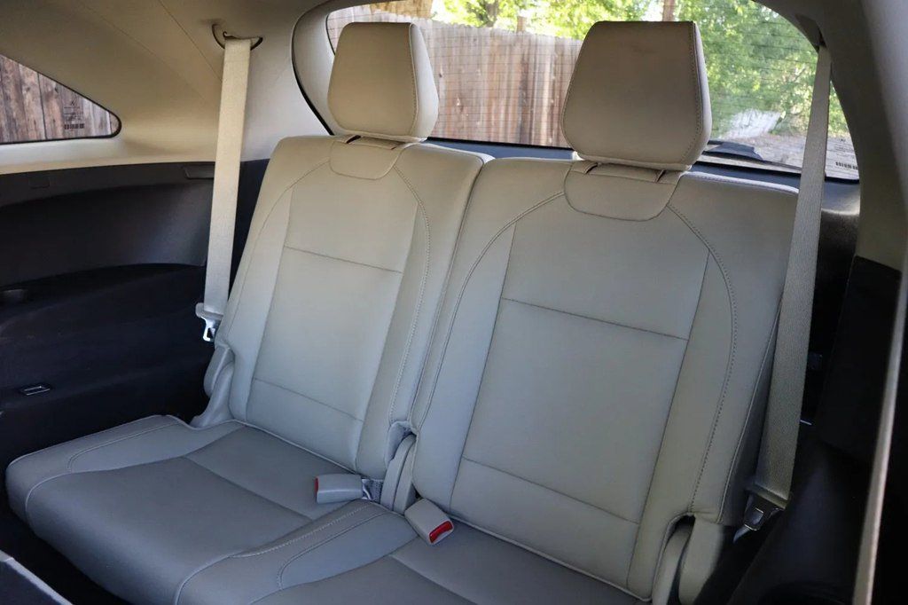 Used 2019 Acura MDX SH-AWD image 14