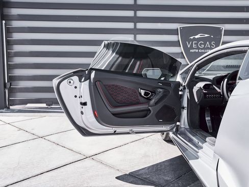 Used 2023 Lamborghini Huracan Tecnica image 34