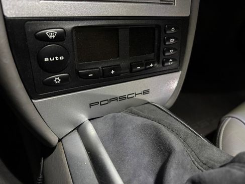 Used 2003 Porsche 911 Carrera 4S AWD/4WD image 21