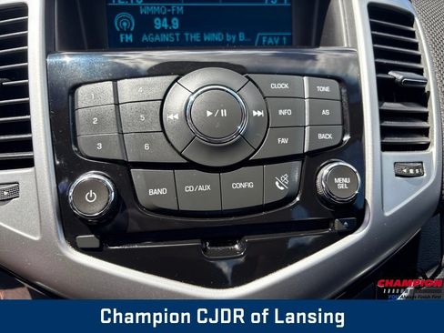 Used 2015 Chevrolet Cruze LT FWD image 21