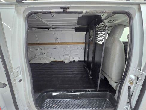 Used 2012 Ford E-150 and Econoline 150 RWD image 15