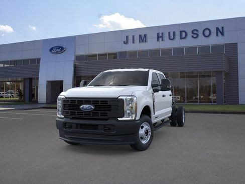 New 2026 Ford F350 XL AWD/4WD image 2