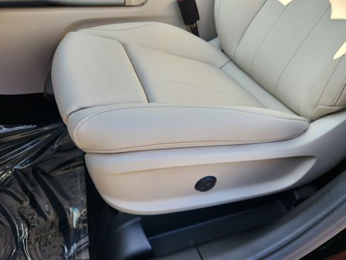 New 2026 Mercedes-Benz GLA 250 4MATIC image 15