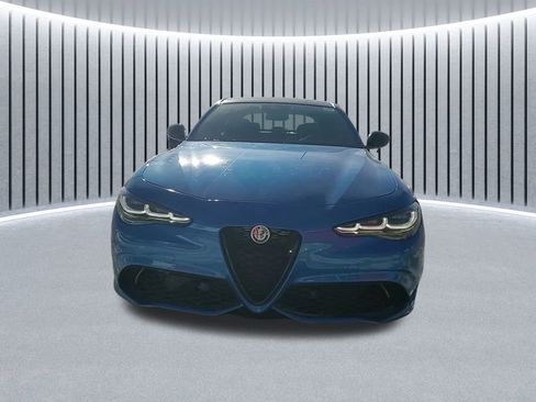 New 2025 Alfa Romeo Giulia AWD image 18