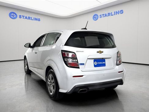 Used 2019 Chevrolet Sonic LT image 6