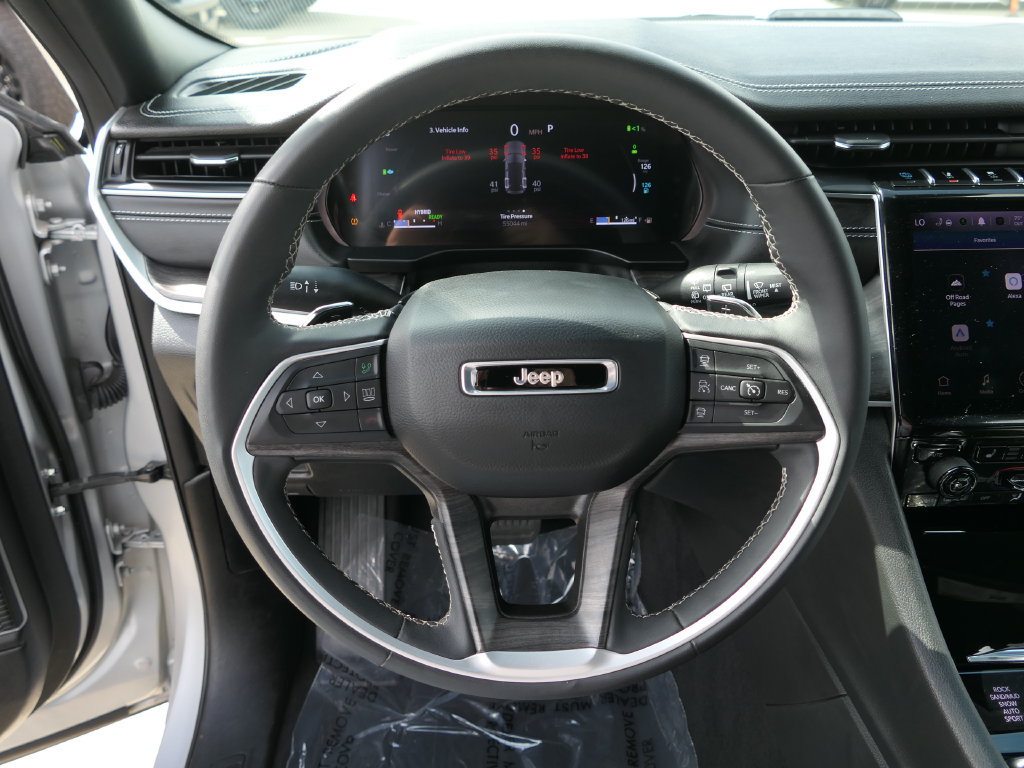 Certified 2024 Jeep Grand Cherokee Limited 4xe AWD/4WD image 17