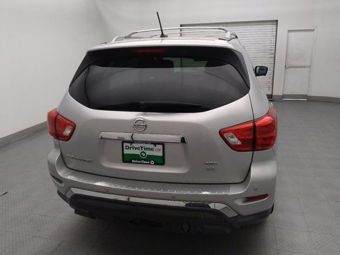 Used 2018 Nissan Pathfinder SL w/ SL Premium Package AWD/4WD image 7
