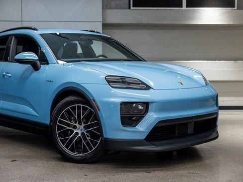 New 2025 Porsche Macan Electric image 14