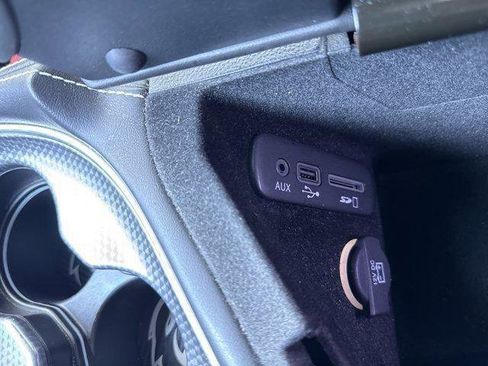 Used 2016 Dodge Challenger SRT Hellcat image 32