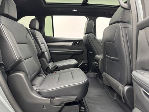 New 2026 Buick Enclave Preferred w/ Power Package AWD/4WD image 38