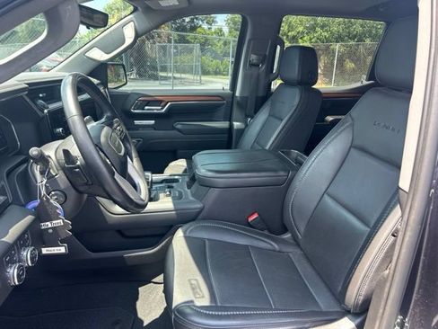 Used 2023 GMC Sierra 1500 Denali w/ Denali Reserve Package AWD/4WD image 7
