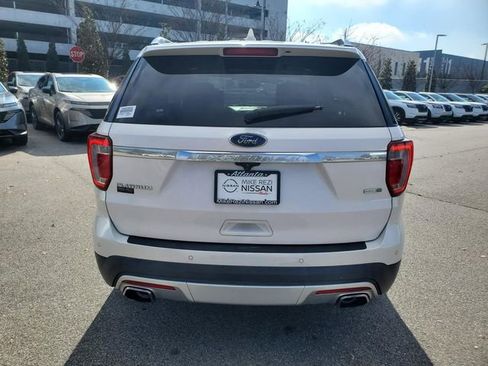 Used 2017 Ford Explorer Platinum image 7
