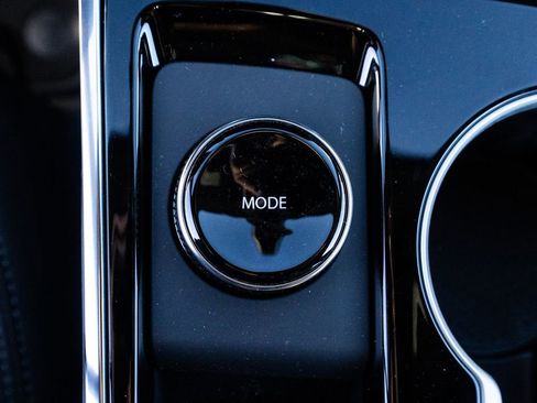 New 2026 Chevrolet Equinox LT image 21