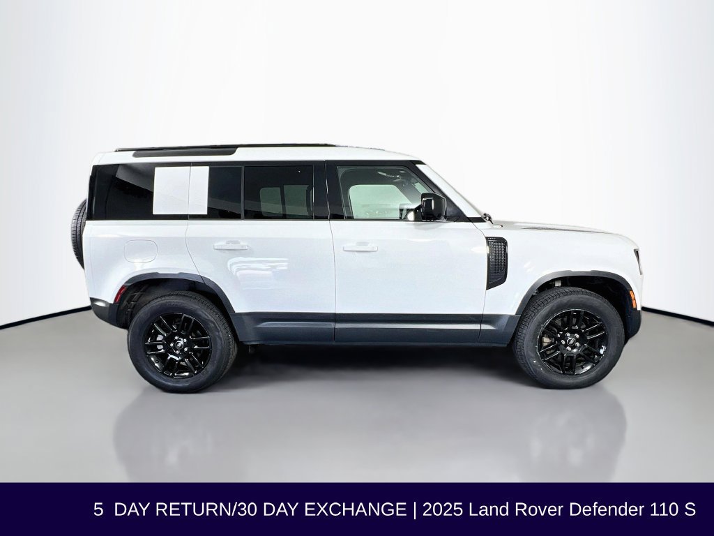 Used 2025 Land Rover Defender 110 S AWD/4WD image 8