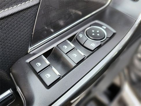 Certified 2022 Ford F150 XLT w/ Equipment Group 302A High image 17