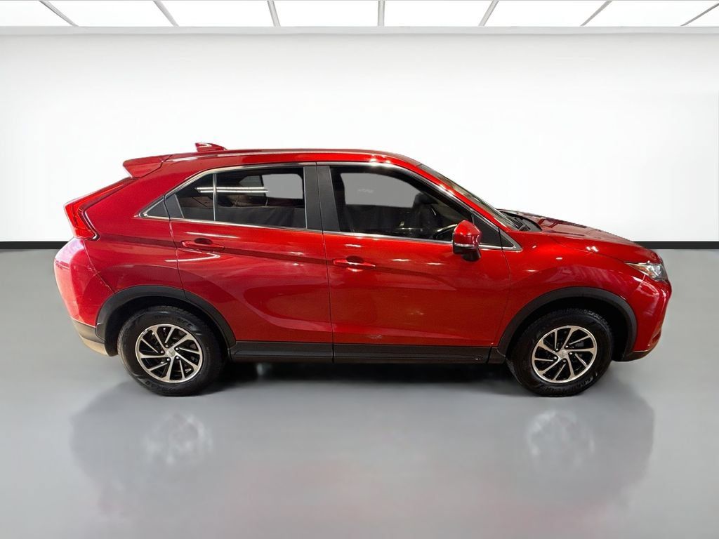 Used 2020 Mitsubishi Eclipse Cross ES FWD image 4