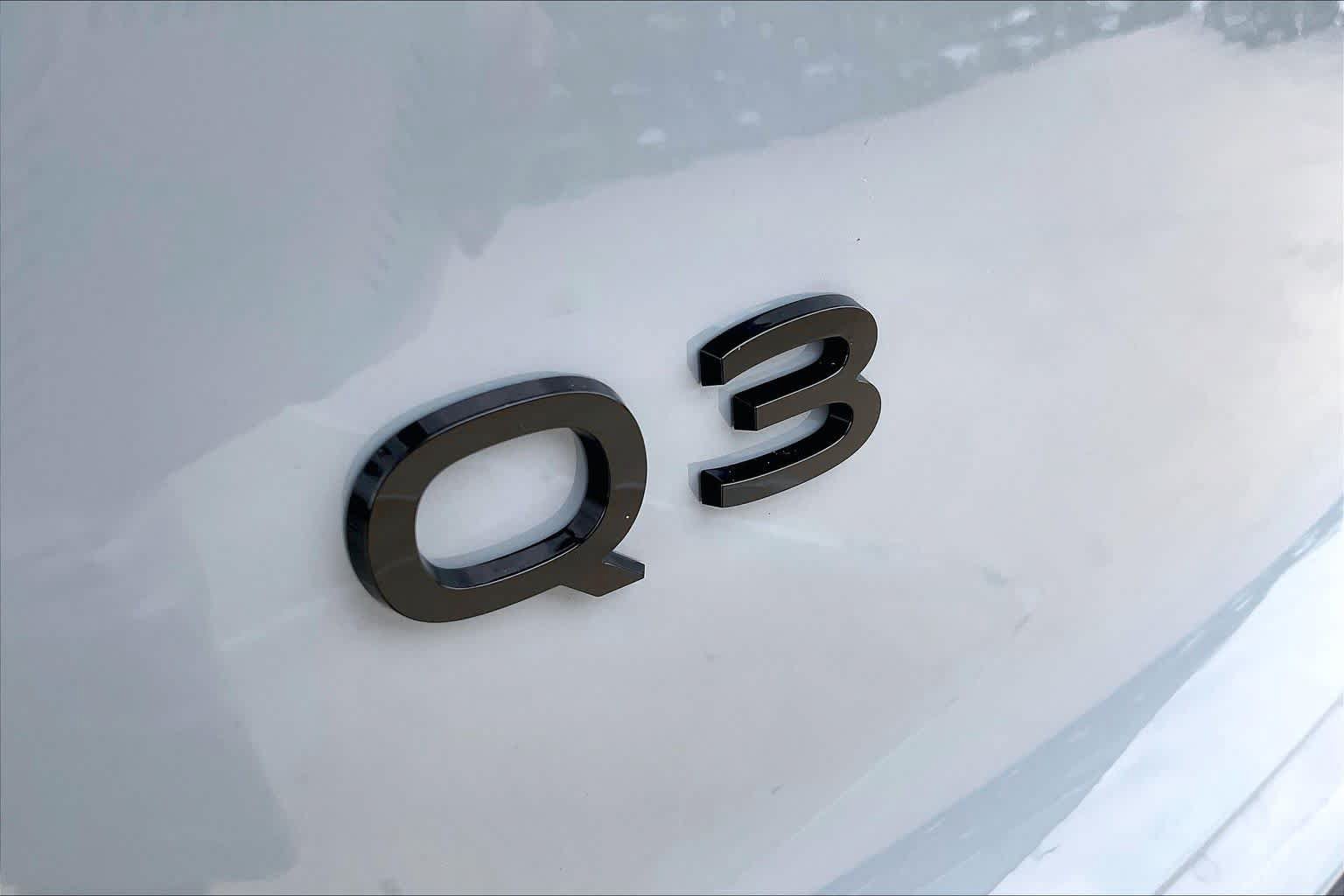 Used 2026 Audi Q3 quattro 2.0T w/ Driver Assistance Package AWD/4WD image 15