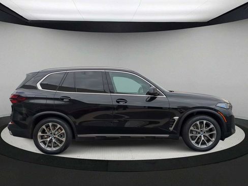Used 2026 BMW X5 xDrive50e w/ Premium Package AWD/4WD image 9