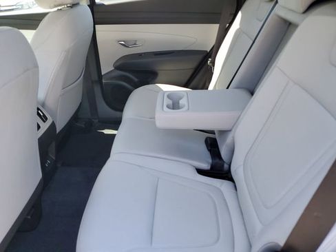 Certified 2025 Hyundai Tucson SEL FWD image 12
