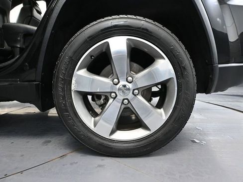 Used 2014 Jeep Grand Cherokee Limited w/ Trailer Tow Group IV image 14