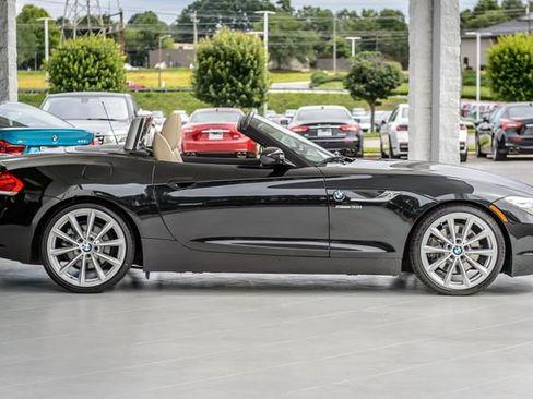 Used 2011 BMW Z4 sDrive35i RWD image 48