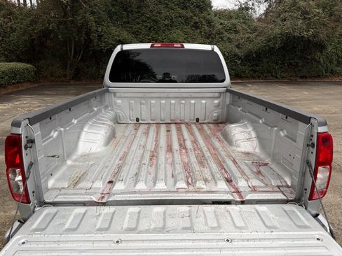 Used 2019 Nissan Frontier S image 7