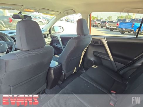 Used 2015 Toyota RAV4 LE FWD image 23