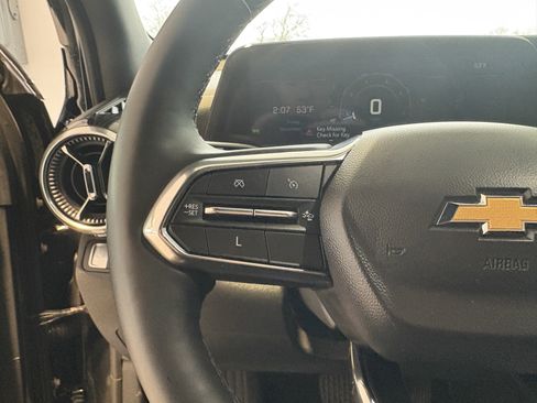 Used 2025 Chevrolet Equinox LT image 10