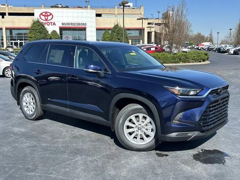 New 2026 Toyota Grand Highlander XLE image 2