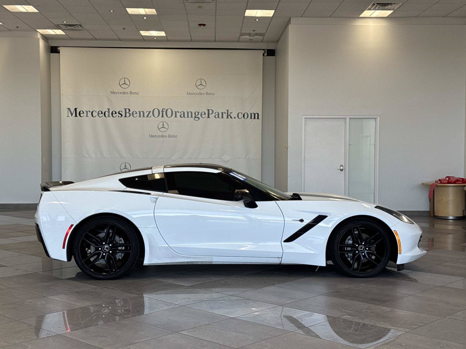 Used 2016 Chevrolet Corvette Stingray Coupe w/ 2LT Preferred Equipment Group RWD image 3