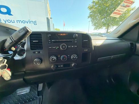 Used 2011 Chevrolet Silverado 2500 LT w/ Suspension Package, Off-Road AWD/4WD image 24