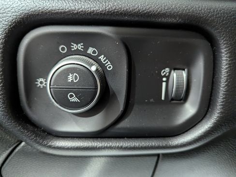 Used 2024 RAM 2500 Big Horn image 17