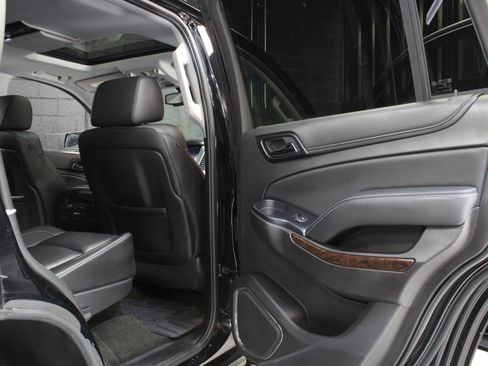 Used 2015 Chevrolet Tahoe LT AWD/4WD image 40