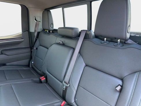 New 2026 GMC Sierra 1500 SLT w/ SLT Premium Plus Package AWD/4WD image 12