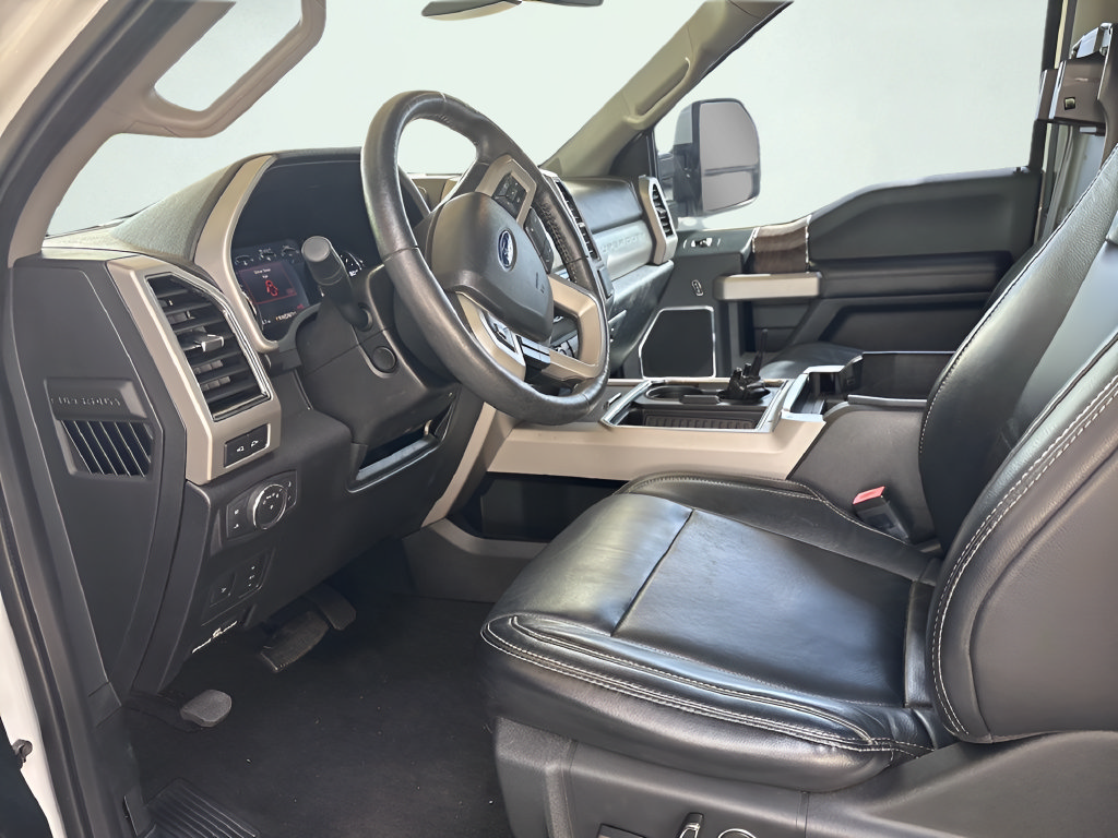 Used 2019 Ford F250 Lariat w/ Lariat Ultimate Package AWD/4WD image 19