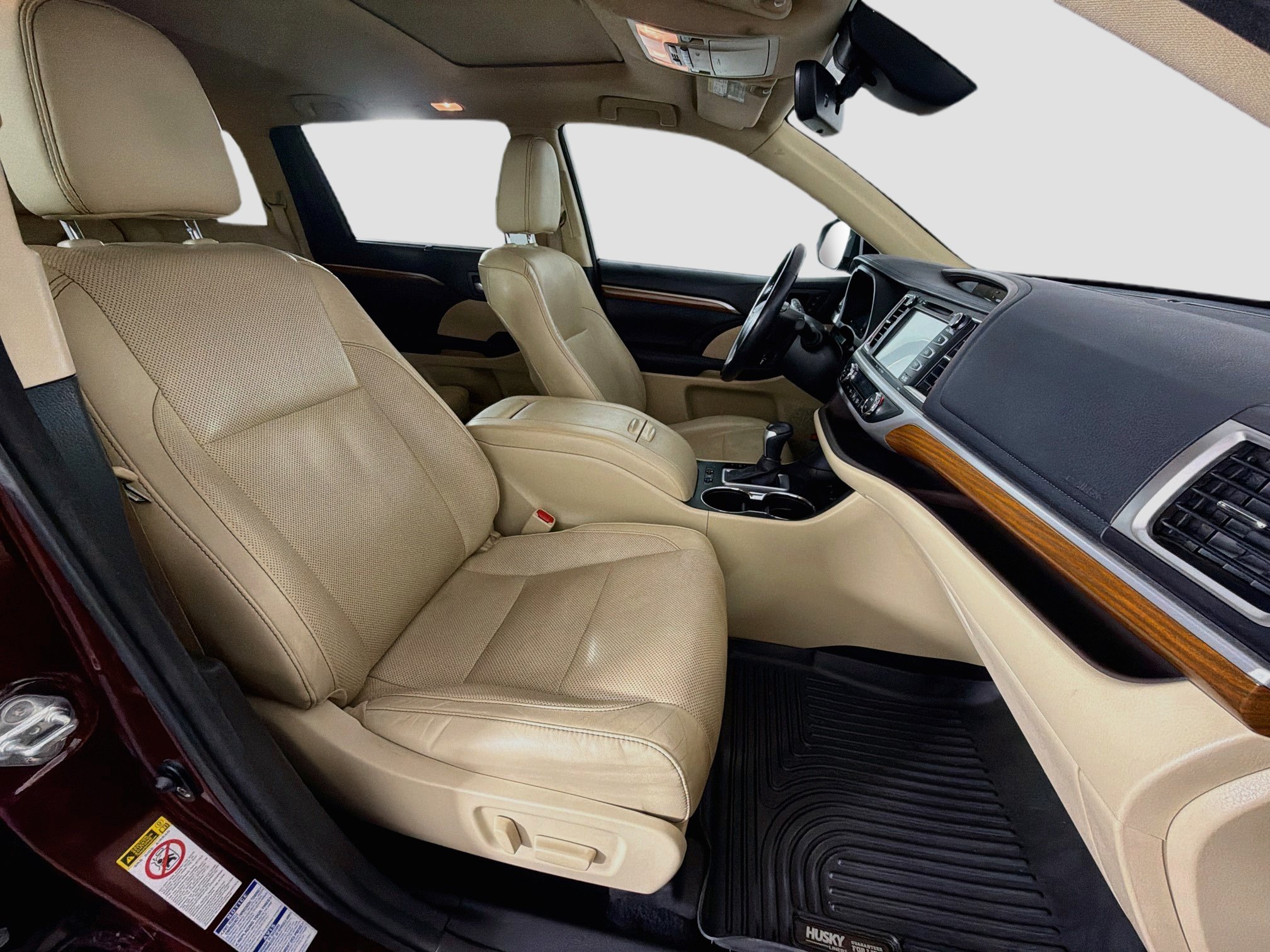 Used 2017 Toyota Highlander Limited w/ Carpet Mat Package AWD/4WD image 34