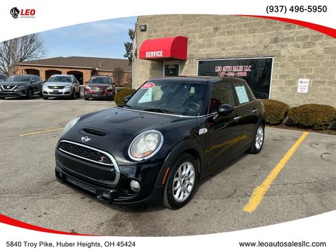 Used 2016 MINI Cooper S image 1