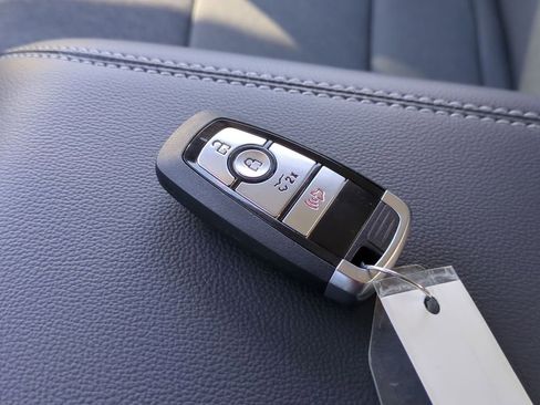 New 2025 Ford F150 Lightning XLT image 35