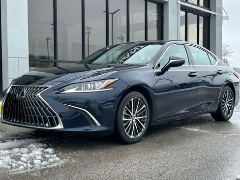 Used 2024 Lexus ES 350 w/ Premium Package image 5