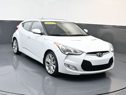 Used 2013 Hyundai Veloster w/ Style Pkg