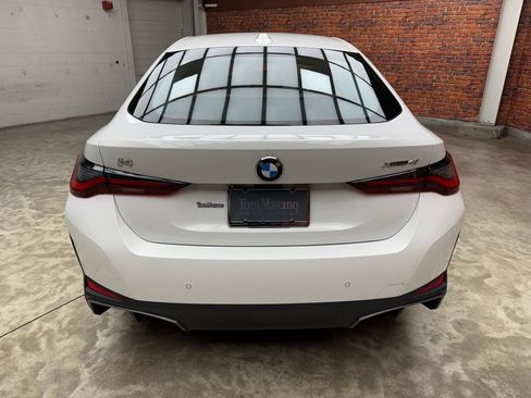 New 2026 BMW i4 xDrive40i image 4
