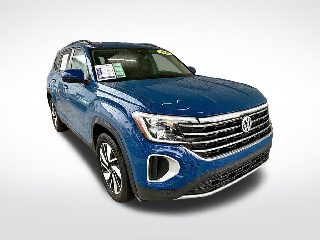 Used 2026 Volkswagen Atlas SE FWD image 3