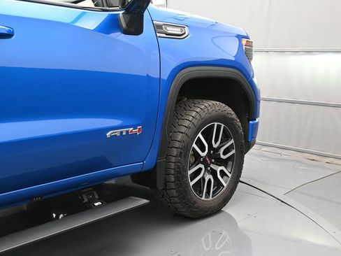 Used 2022 GMC Sierra 1500 AT4 w/ AT4 Premium Package AWD/4WD image 49