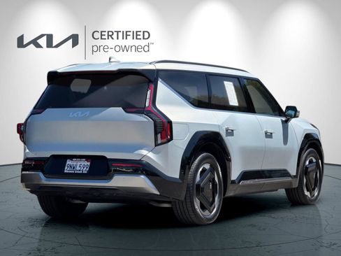 Certified 2024 Kia EV9 Land AWD/4WD image 4