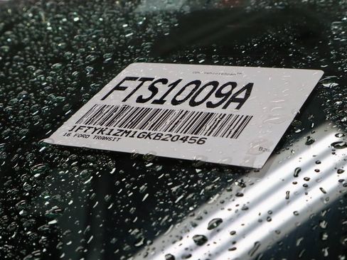 Used 2016 Ford Transit 250 130 Low Roof w/ Exterior Upgrade Package image 33