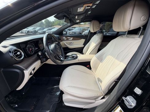 Used 2017 Mercedes-Benz E 300 4MATIC image 10