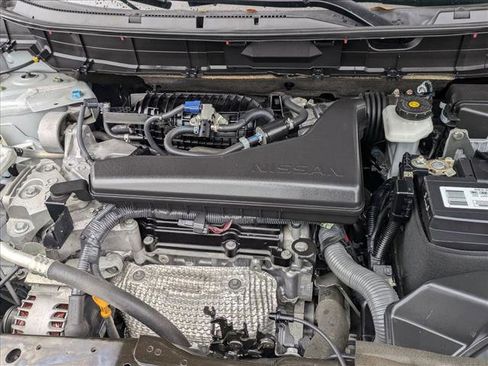 Used 2020 Nissan Rogue SV image 22