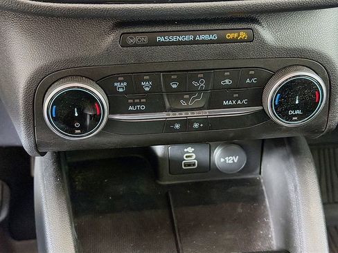 Used 2025 Ford Escape ST-Line w/ Equipment Group 301A image 30