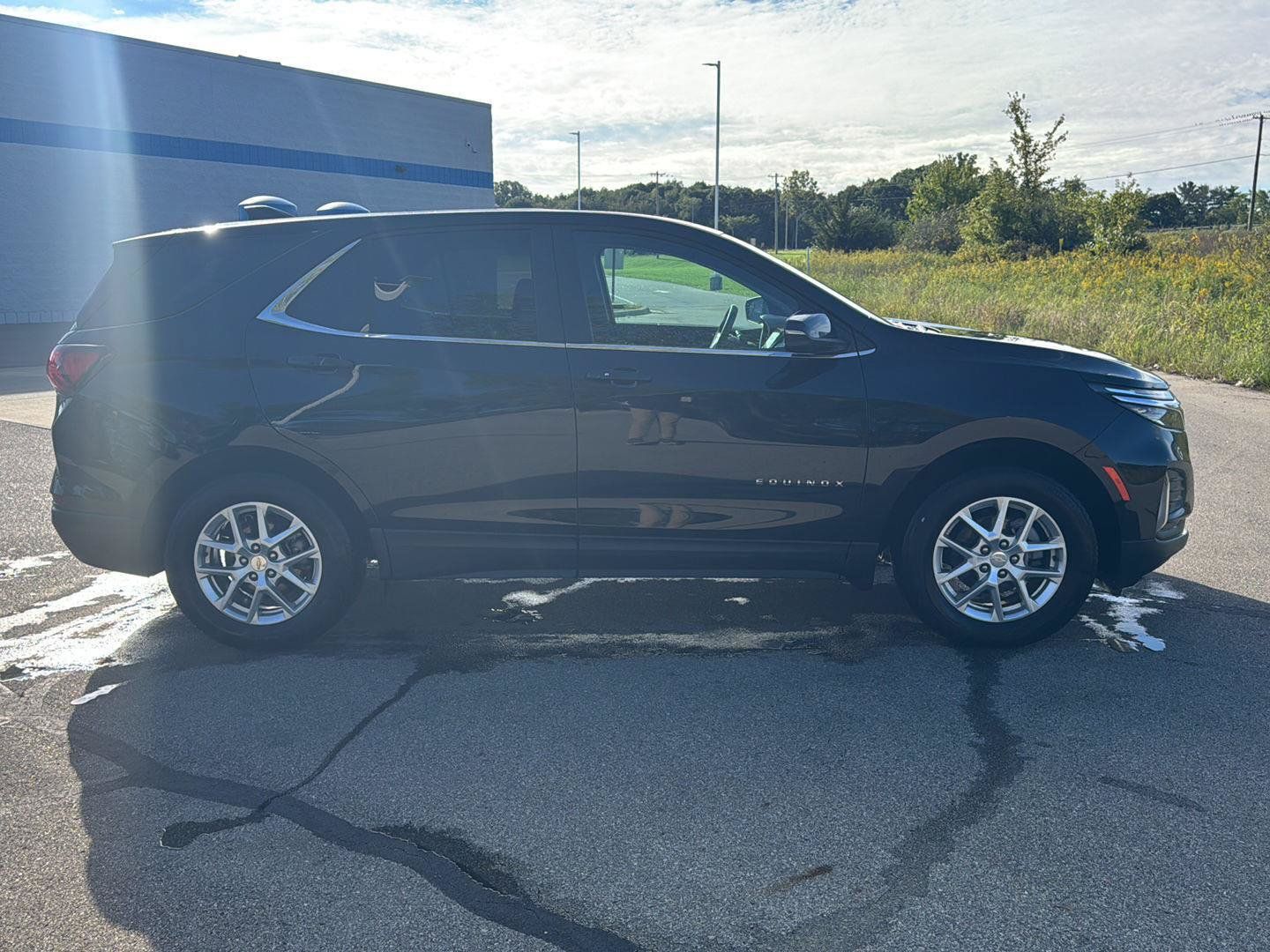 Used 2024 Chevrolet Equinox LT AWD/4WD image 6